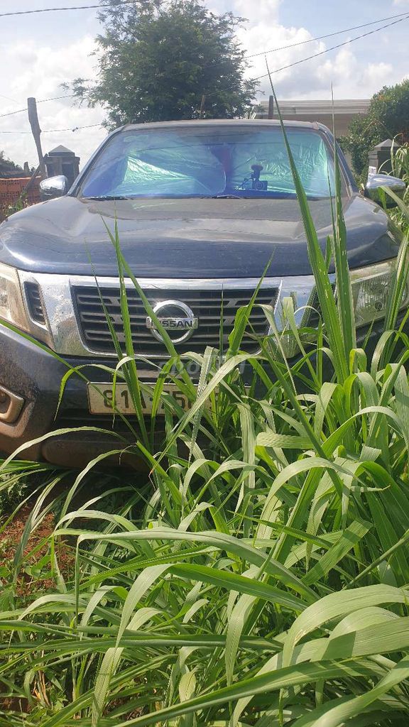 Nissan Navara - ảnh 3