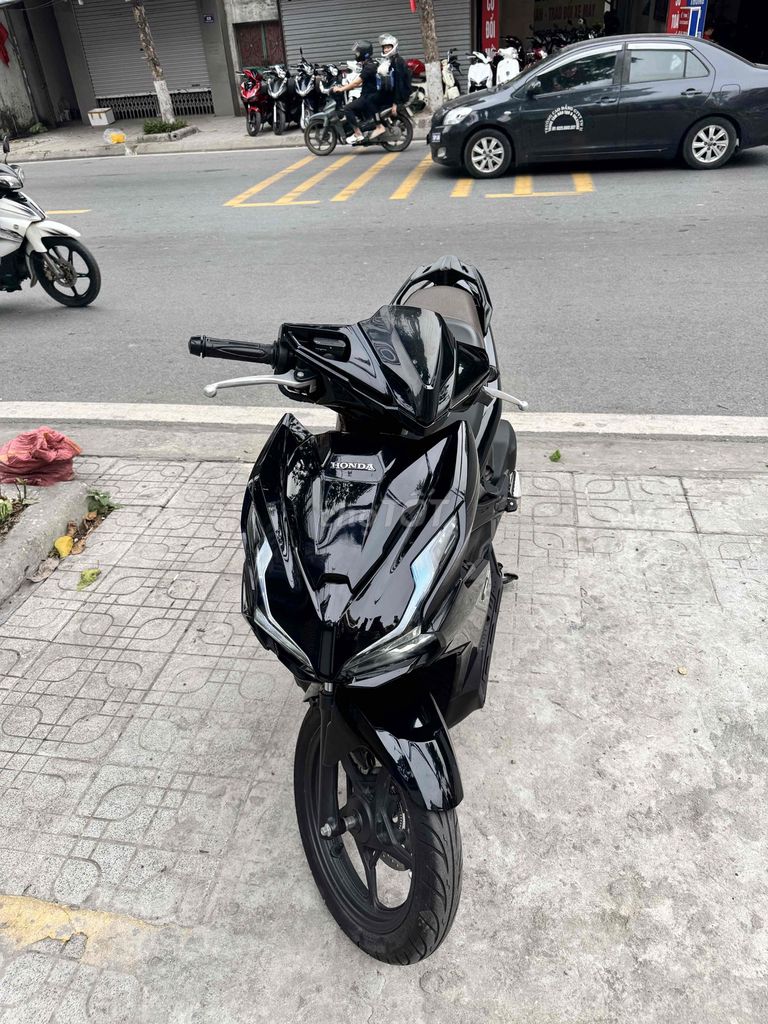 Honda Air Blade 2022 - ảnh 2