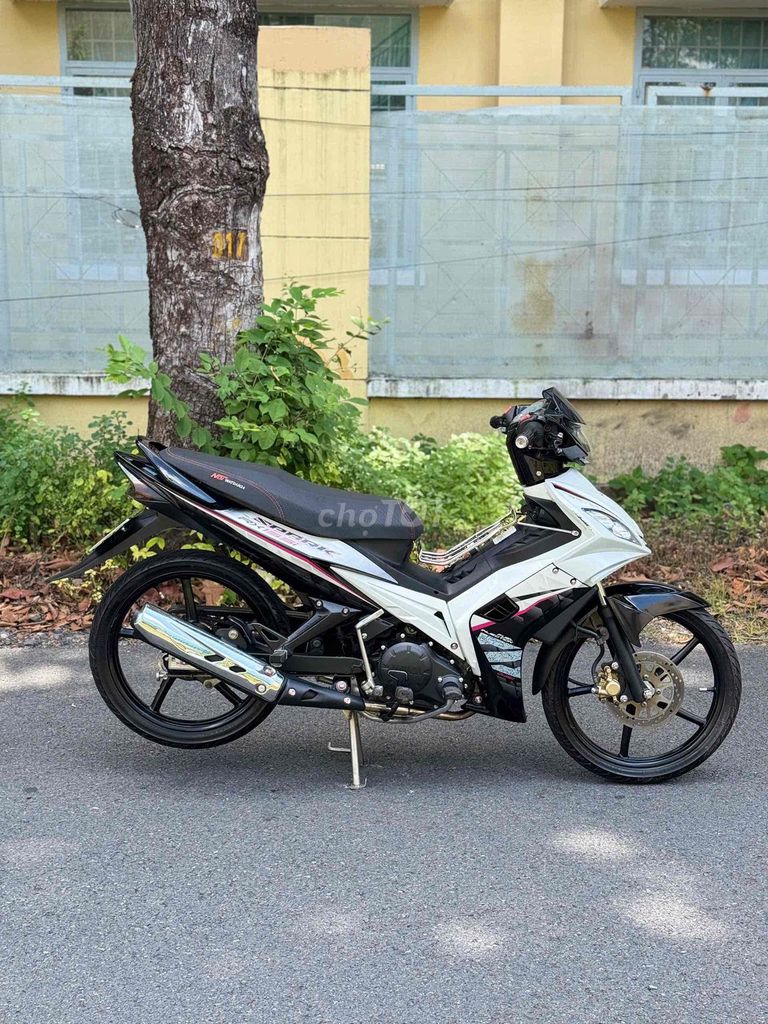 Yamaha 2010 - ảnh 1