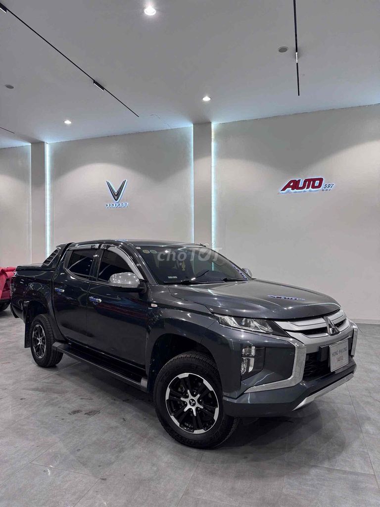 Mitsubishi Triton 2022 - ảnh 4