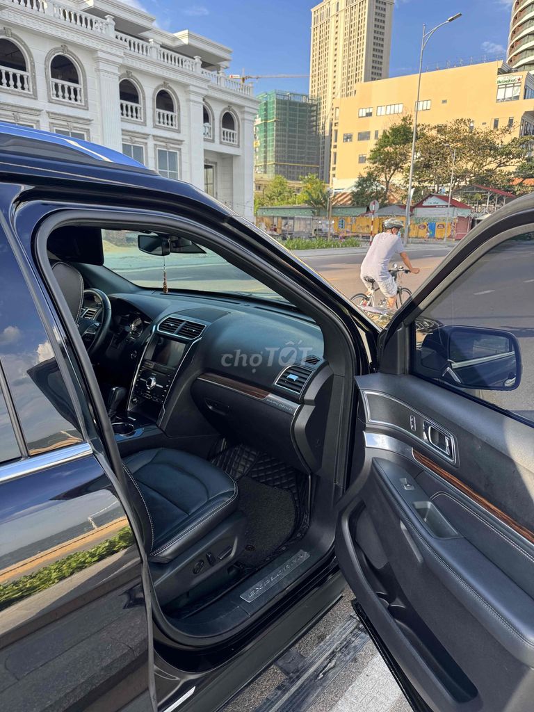 Ford Explorer 2019 - ảnh 2