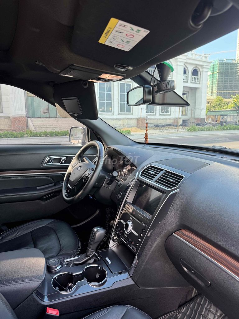 Ford Explorer 2019 - ảnh 4