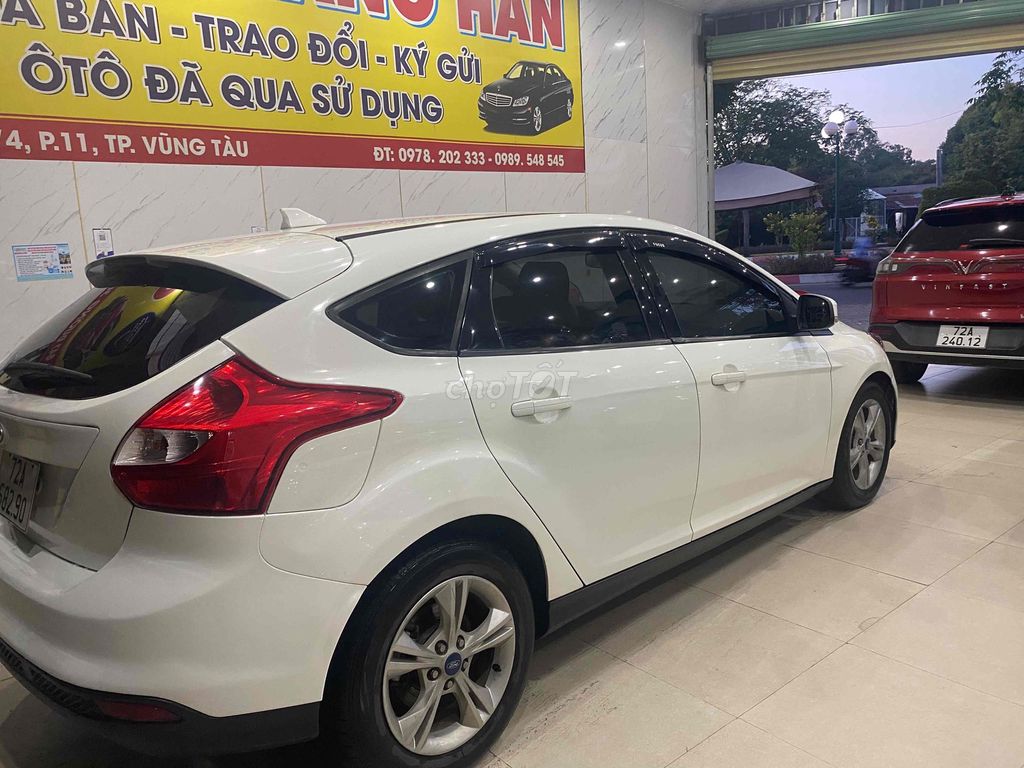 Ford Focus - ảnh 5
