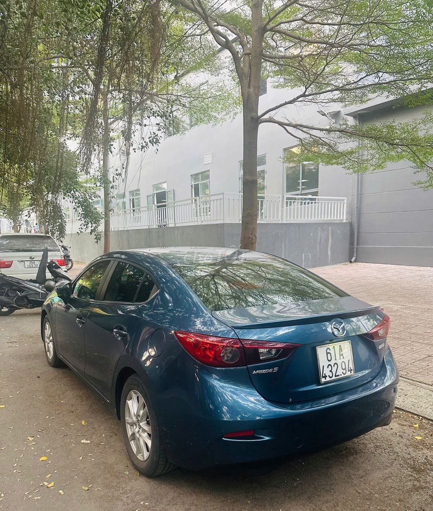 Mazda 3 - ảnh 2