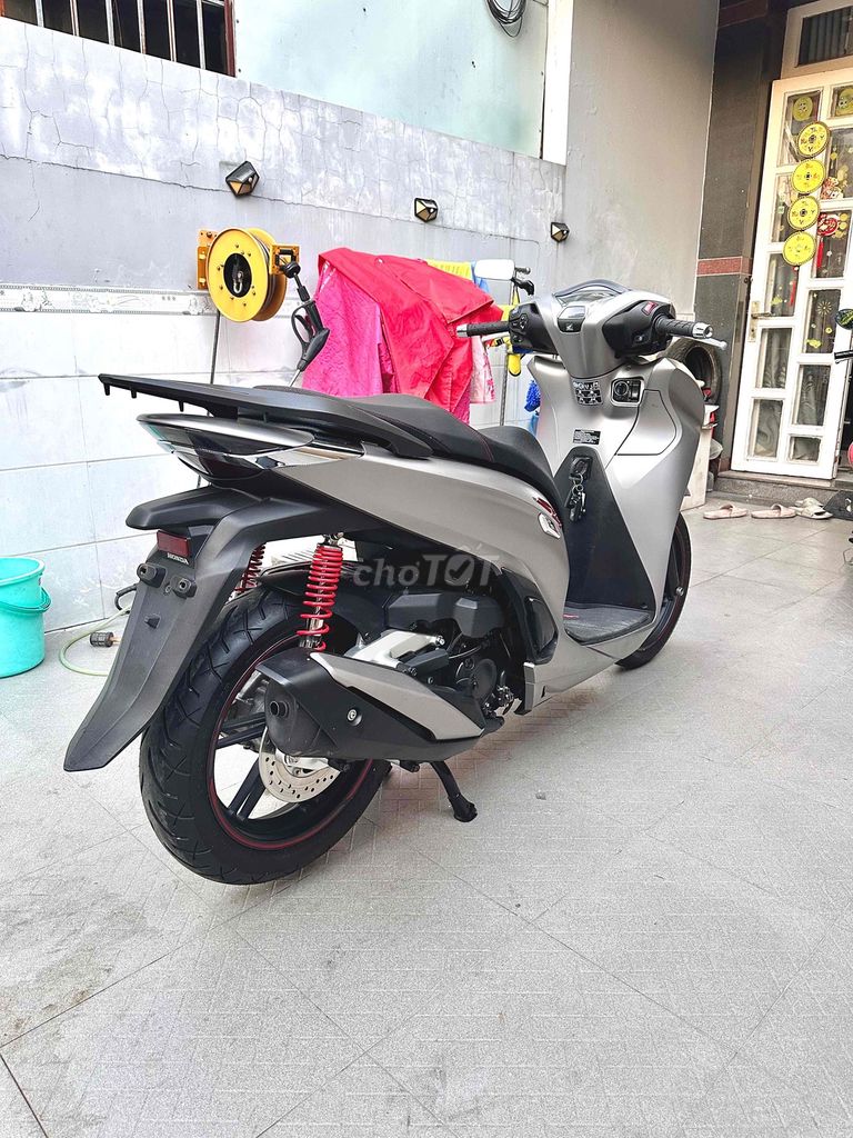 Honda SH 2023 - ảnh 4