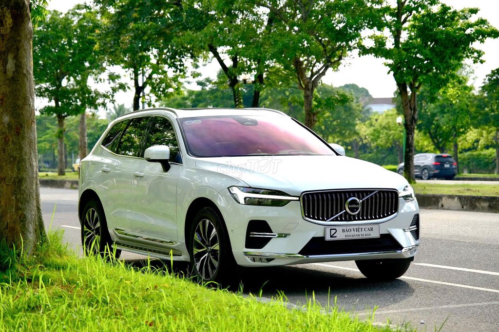 Volvo XC60 2024 - ảnh 1