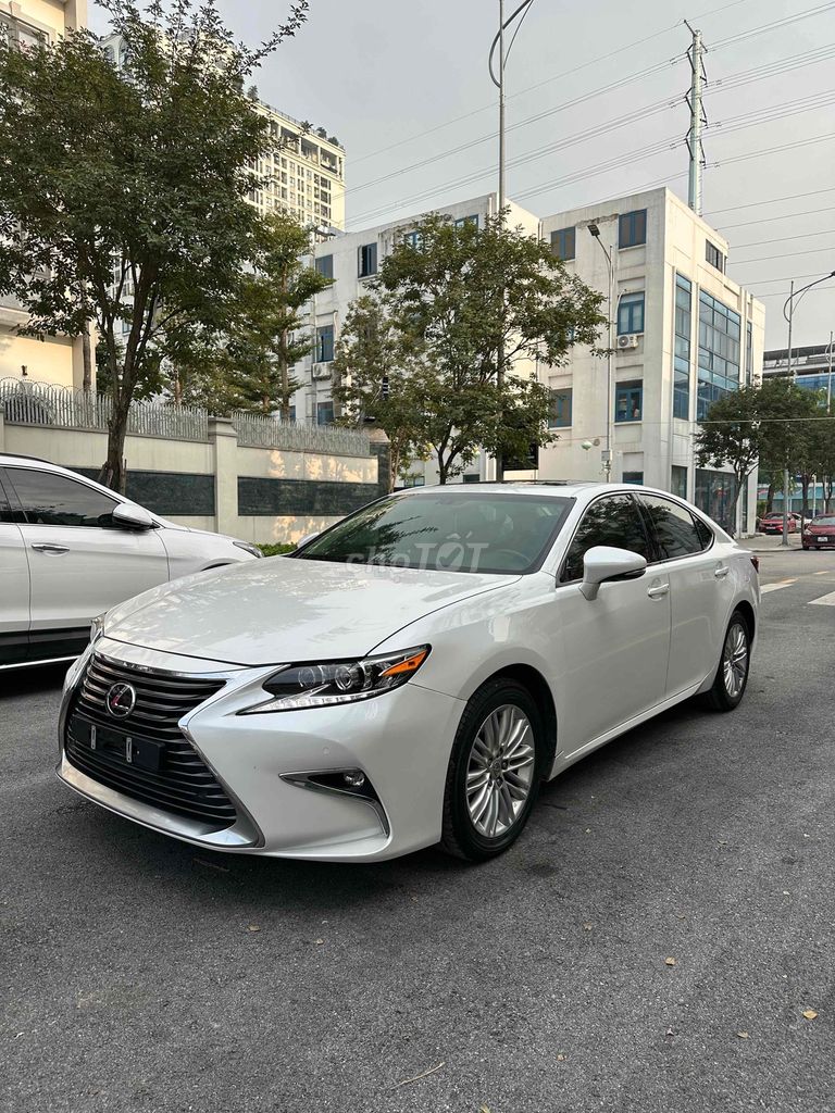 Lexus 2015 - ảnh 3
