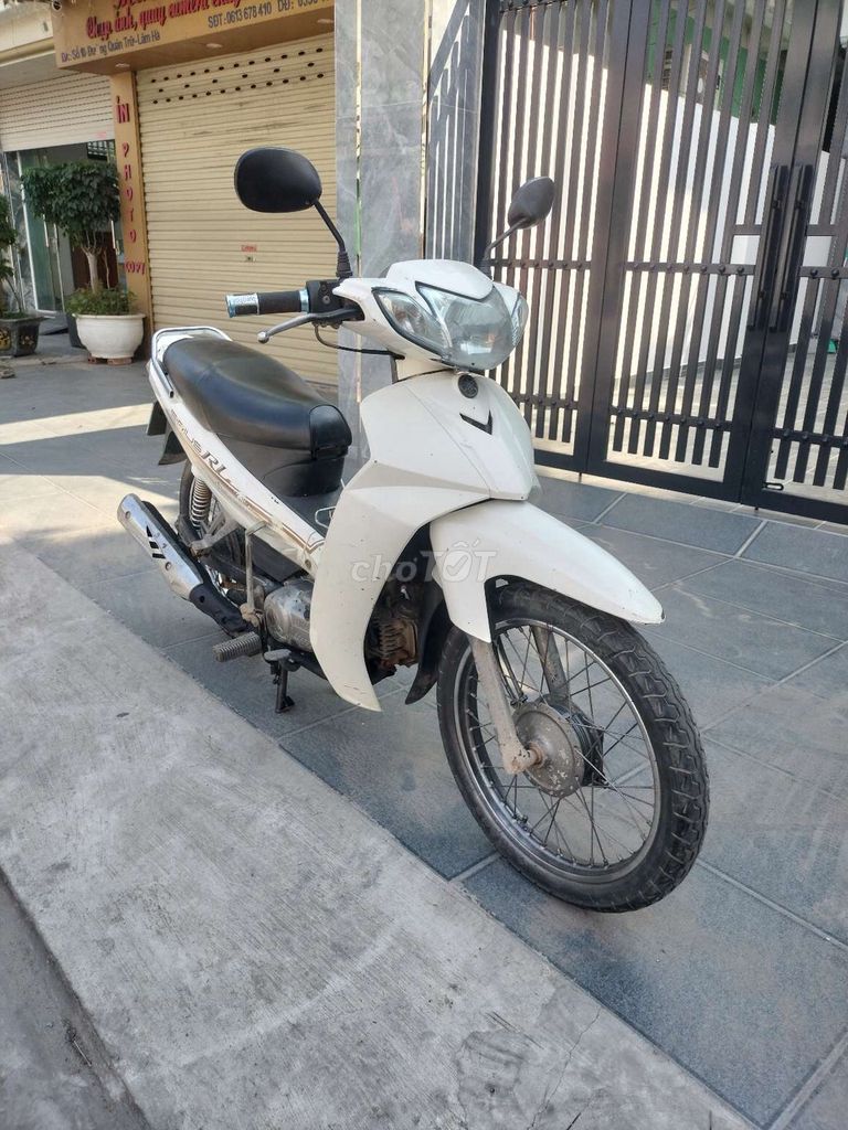 Yamaha Sirius 2010 - ảnh 1