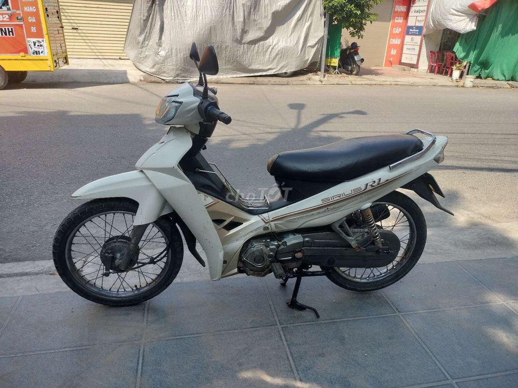 Yamaha Sirius 2010 - ảnh 3