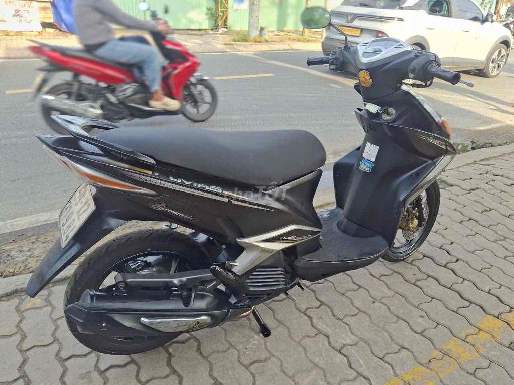 Yamaha Luvias 2012 - ảnh 1
