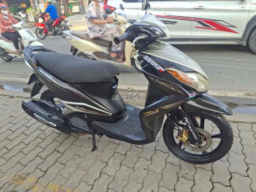Yamaha Luvias 2012 - ảnh 3