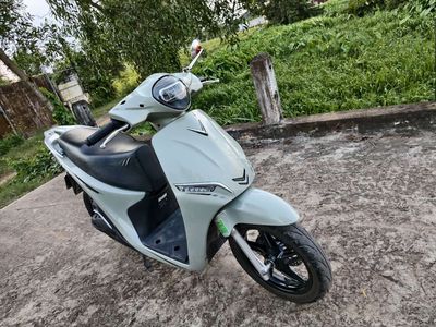 VinFast Feliz 2025 - ảnh 1