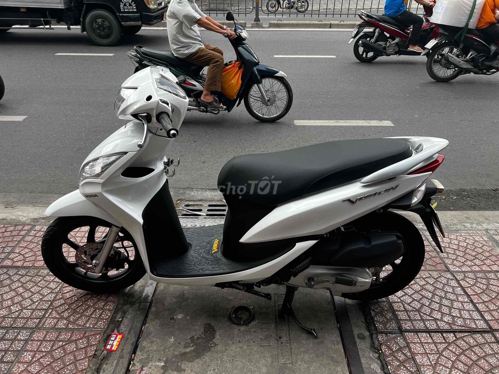 Honda Vision 2013 - ảnh 2