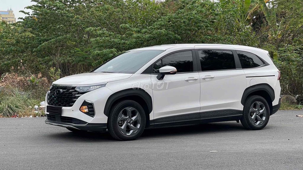 Hyundai Custin 2024 - ảnh 1
