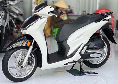Honda SH 2025 - ảnh 1