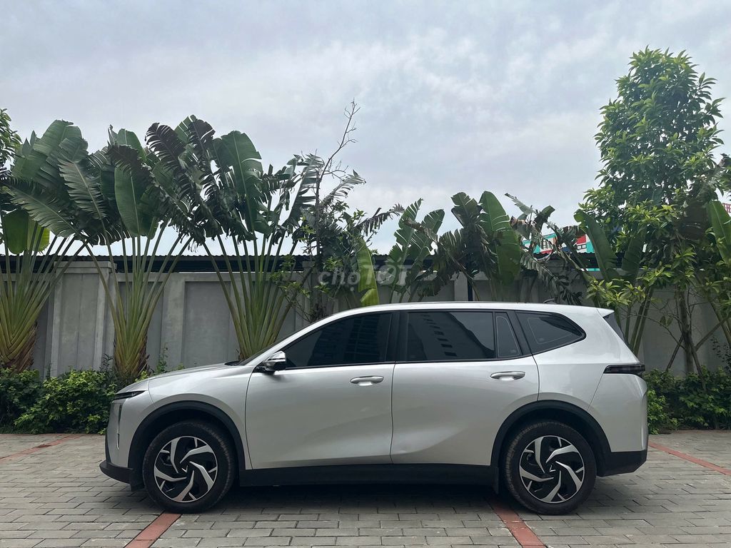 VinFast Limo Green 2025 - ảnh 2