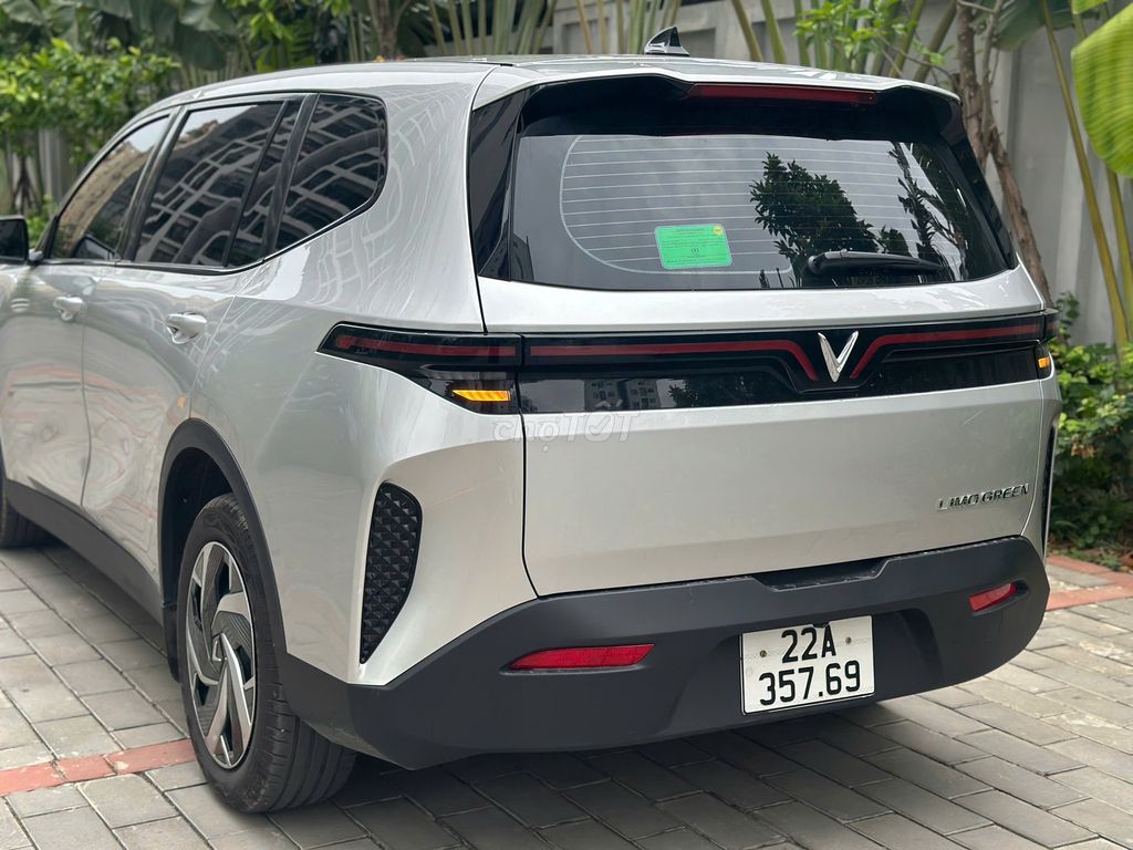 VinFast Limo Green 2025 - ảnh 3