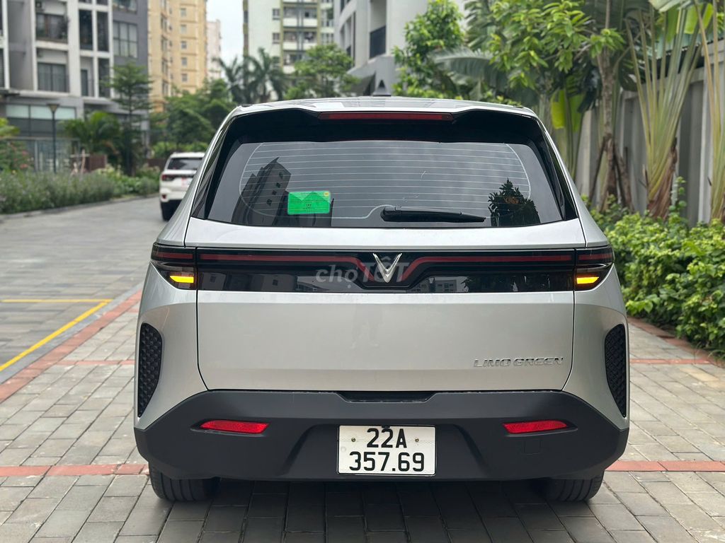 VinFast Limo Green 2025 - ảnh 4