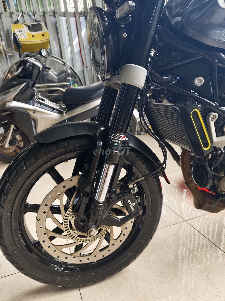 Husqvarna Svartpilen 2021 - ảnh 2
