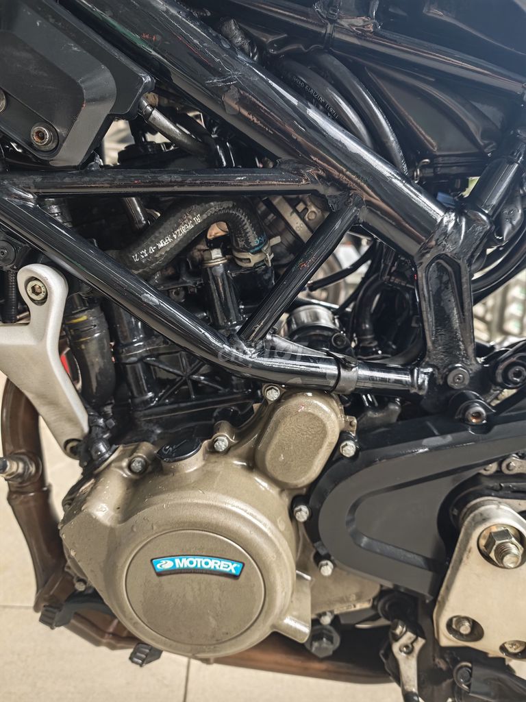 Husqvarna Svartpilen 2021 - ảnh 4