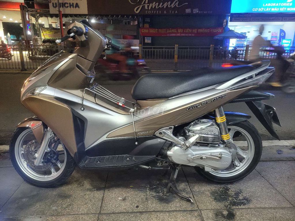 Honda 2012 - ảnh 5