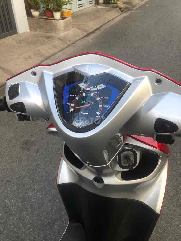 Honda Vision 2012 - ảnh 5