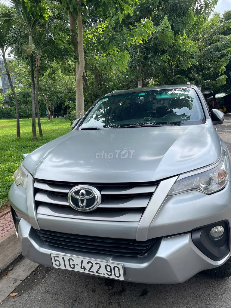 Toyota Fortuner - ảnh 3