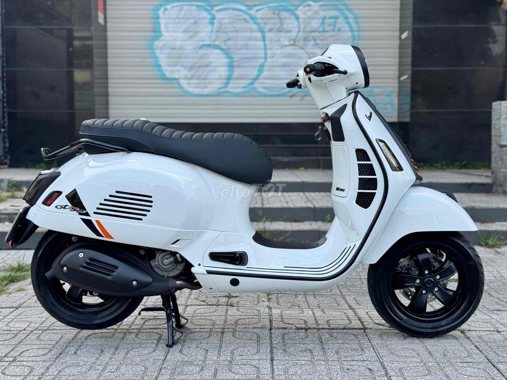 Vespa GTS 2021 - ảnh 2