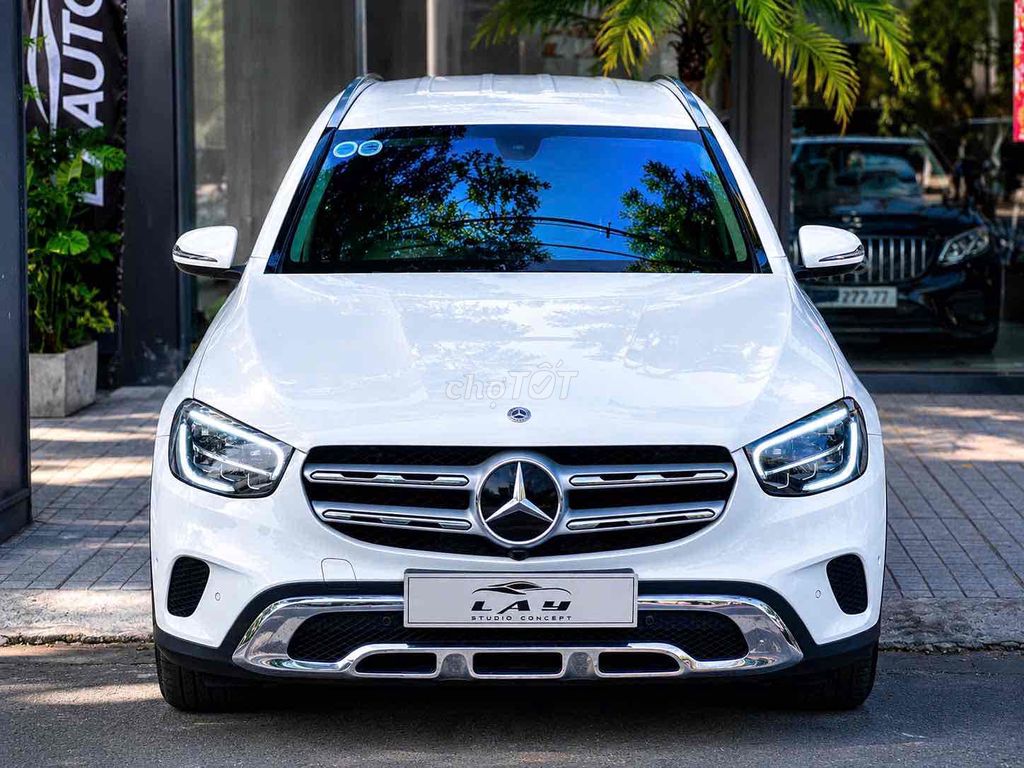 Mercedes-Benz 2021 - ảnh 1