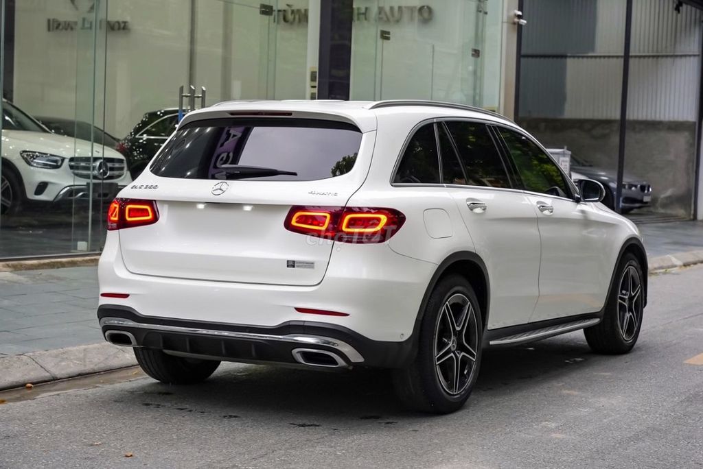 Mercedes-Benz 2021 - ảnh 3