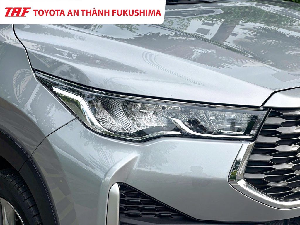 Toyota Innova Cross 2024 - ảnh 1