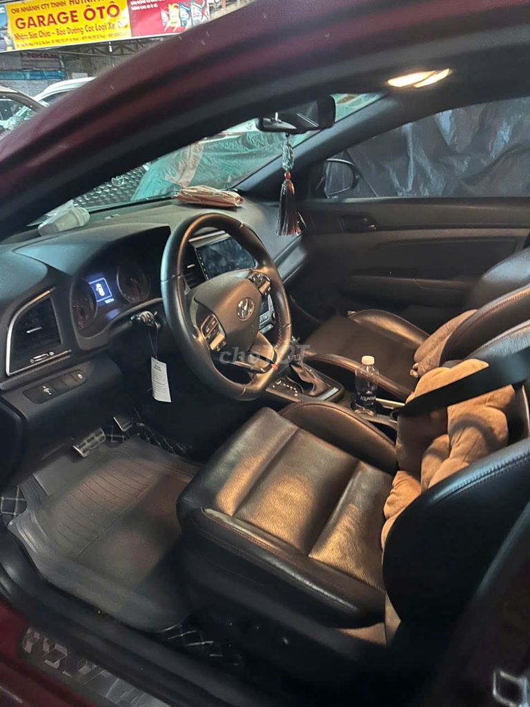Hyundai Elantra - ảnh 3