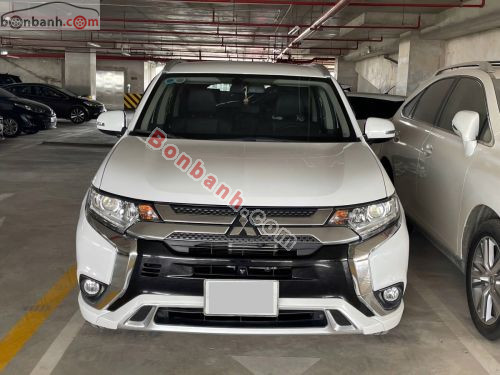 Mitsubishi Outlander 2.0 CVT 2023 - ảnh 1