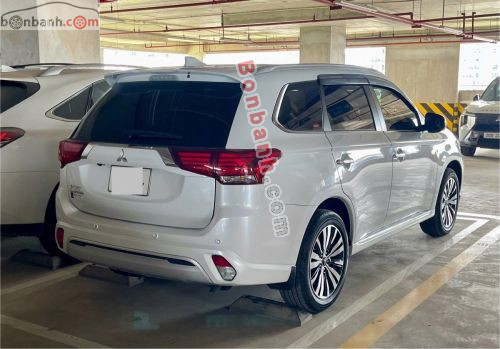Mitsubishi Outlander 2.0 CVT 2023 - ảnh 2