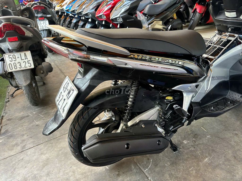 Honda Air Blade 2010 - ảnh 4