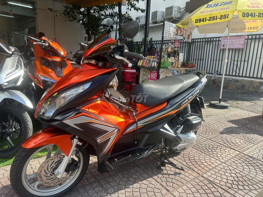 Honda Air Blade 2013 - ảnh 4