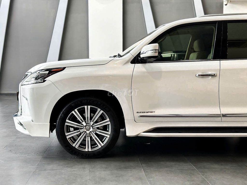 Lexus LX 2017 - ảnh 4