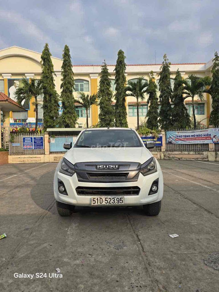 Isuzu 2019 - ảnh 3