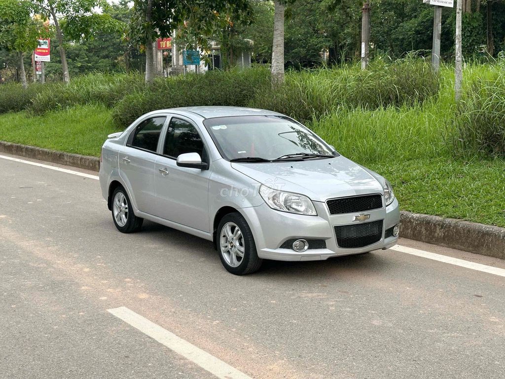 Chevrolet Aveo 2017 - ảnh 1
