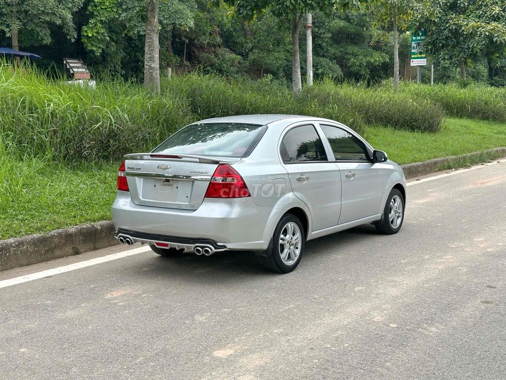 Chevrolet Aveo 2017 - ảnh 2