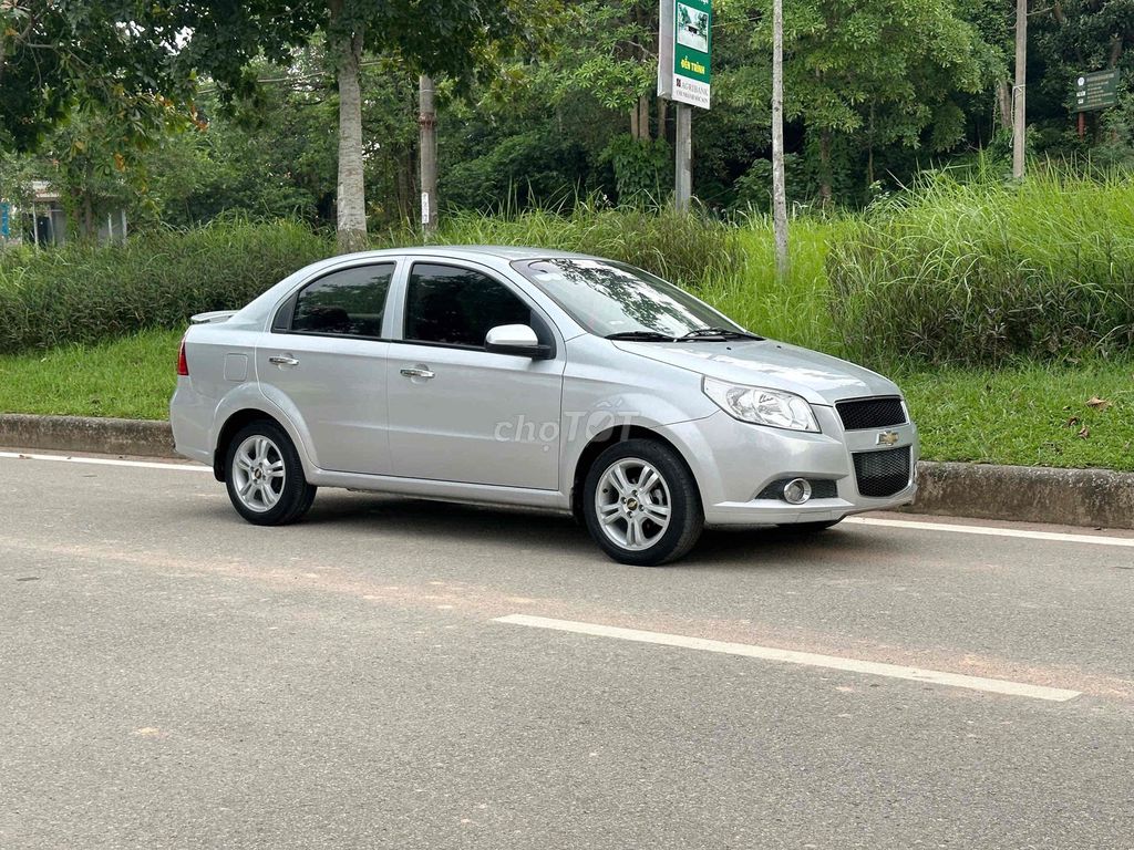 Chevrolet Aveo 2017 - ảnh 4