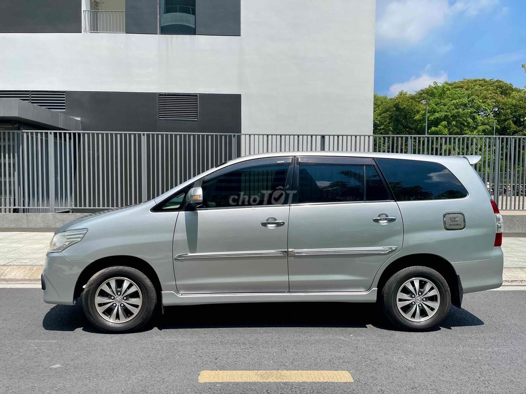 Toyota Innova 2.0G 2016 - ảnh 3