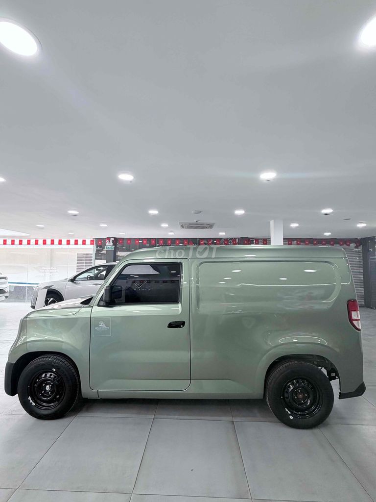 VinFast EC VAN - ảnh 3