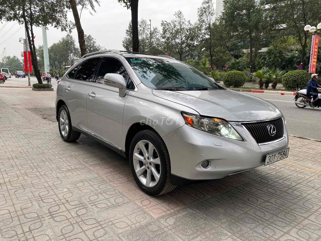 Lexus 2010 - ảnh 2