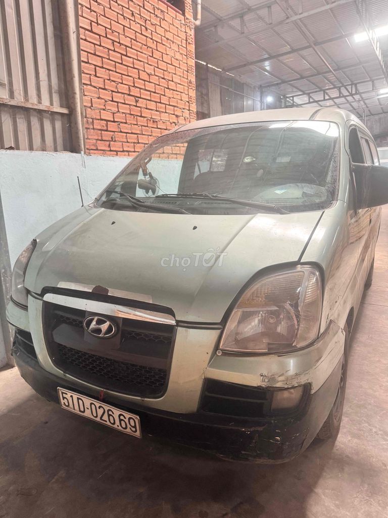 Hyundai Starex 2004 - ảnh 1