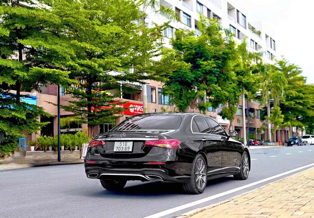 Mercedes-Benz 2021 - ảnh 4