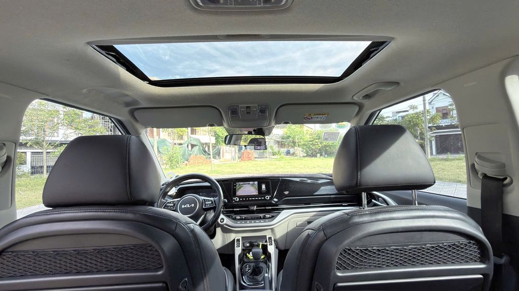 Kia Carens - ảnh 4