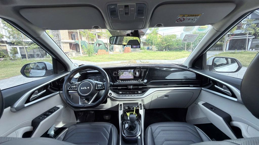 Kia Carens - ảnh 5