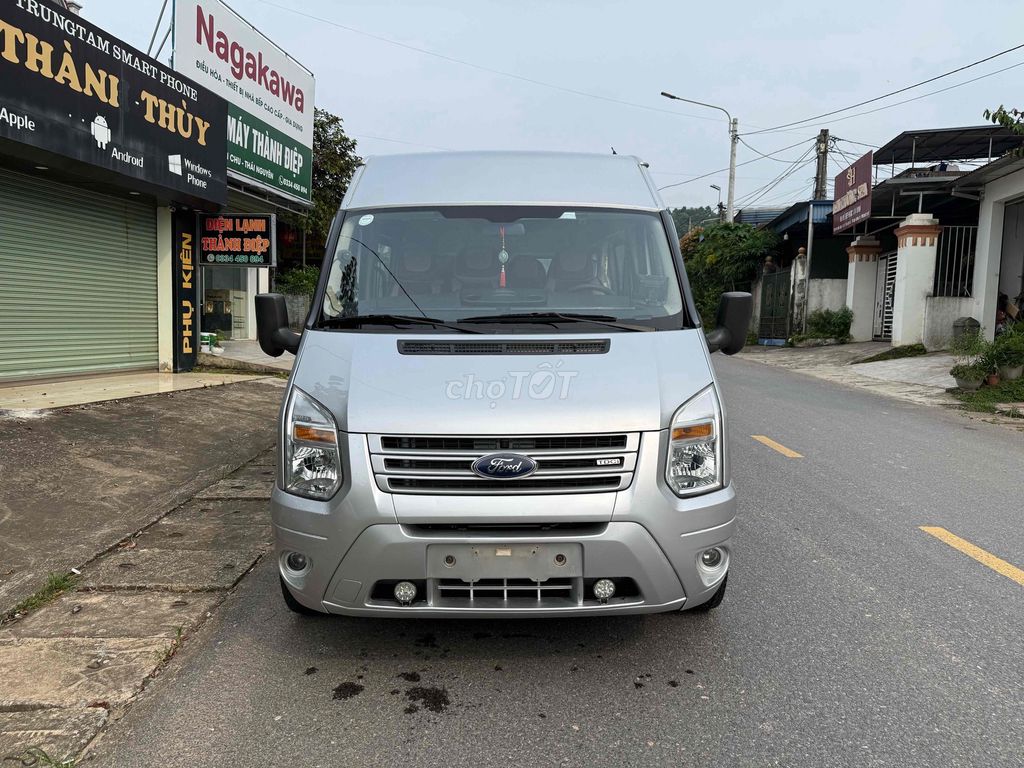 Ford Transit - ảnh 1