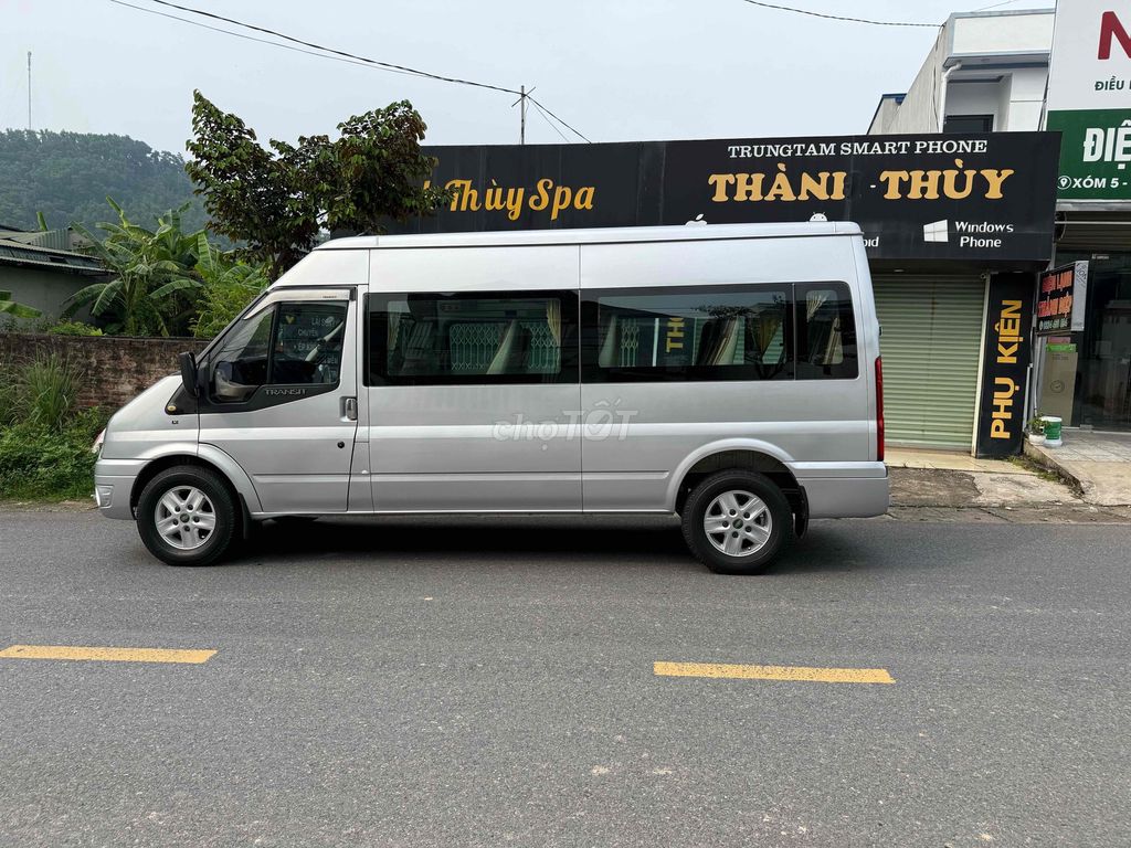 Ford Transit - ảnh 3